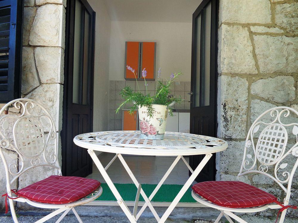 Guest House Busurelo Polače Εξωτερικό φωτογραφία