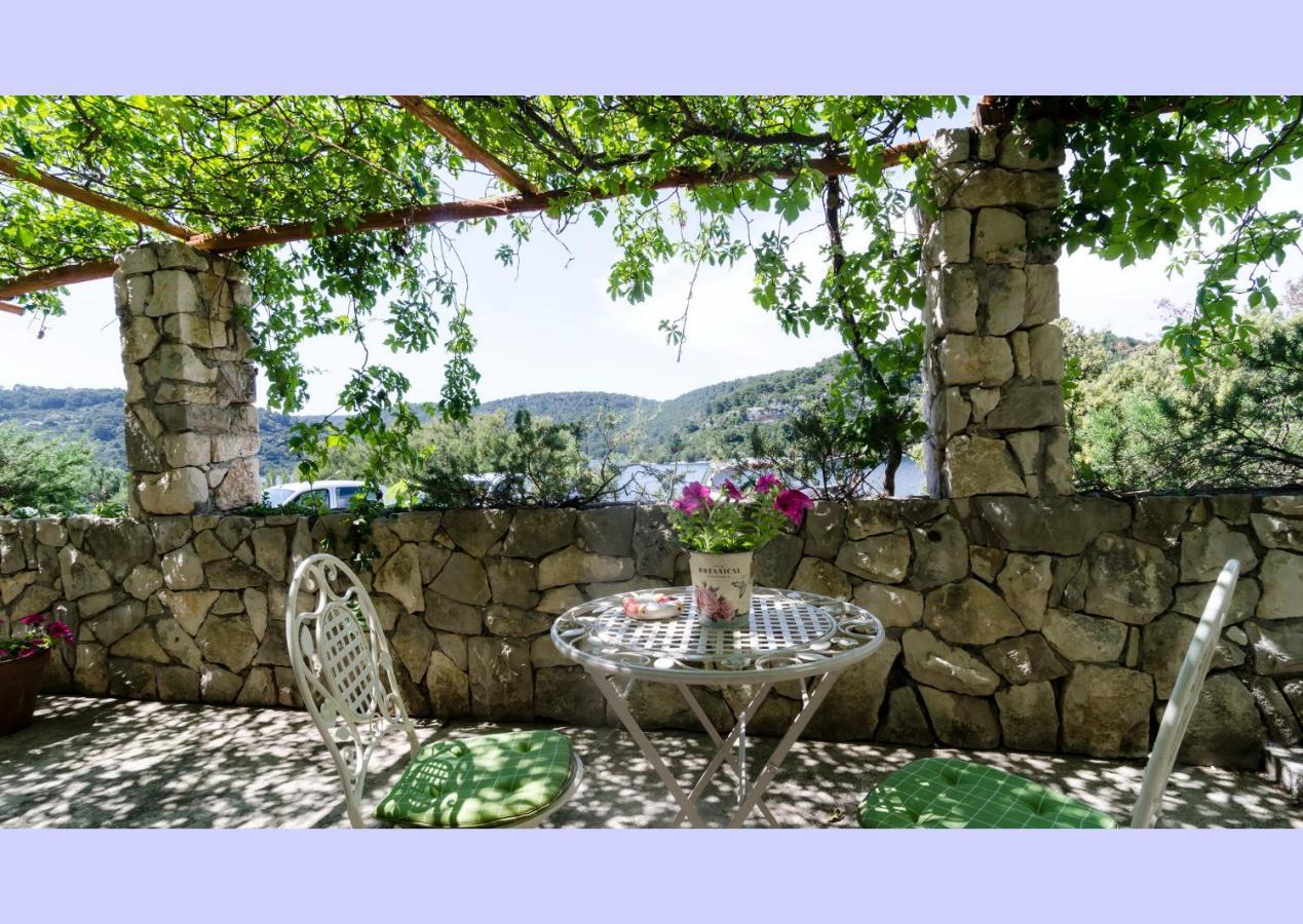 Guest House Busurelo Polače Εξωτερικό φωτογραφία